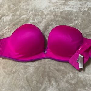 Victoria’s Secret Bombshell strapless bra 36C (adds 2 cup sizes) pink